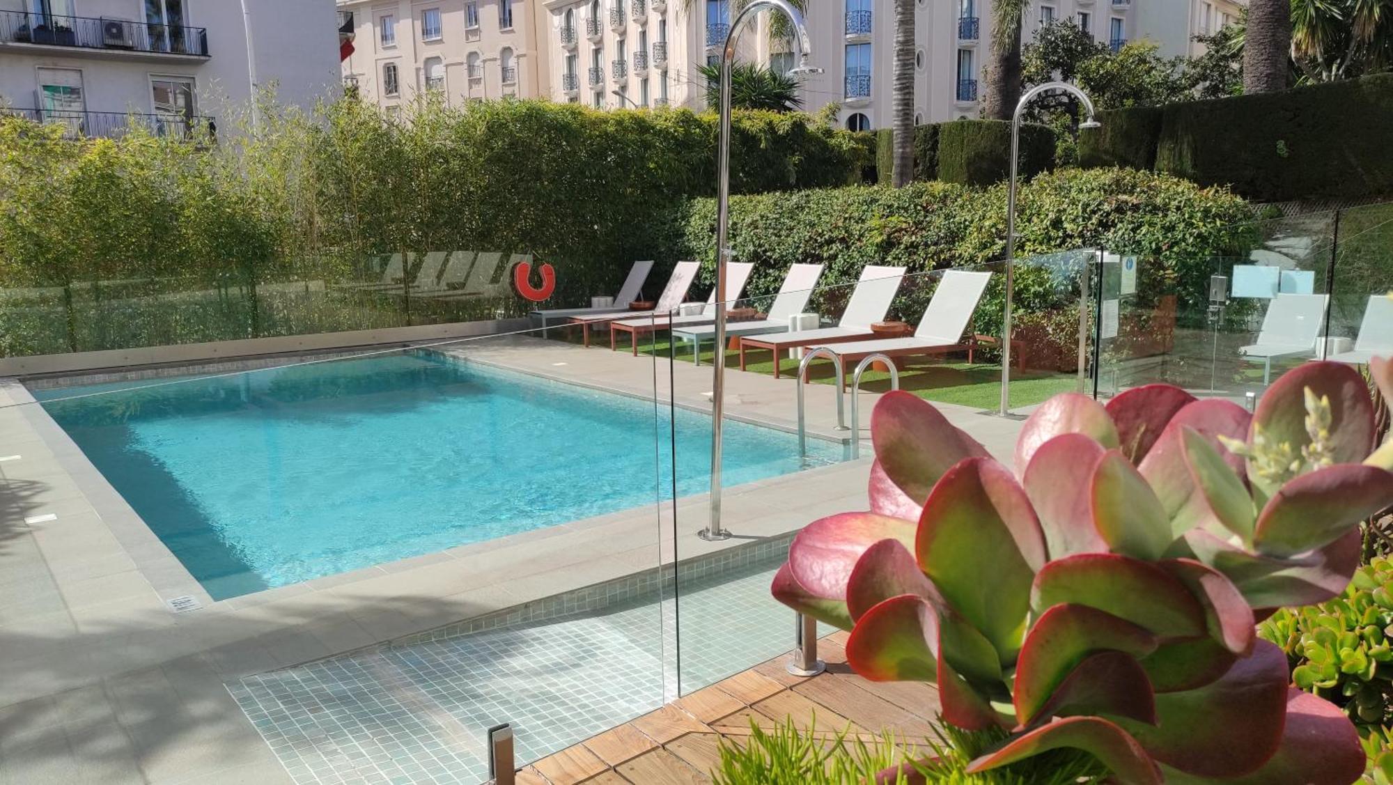קאן Hotel Le Canberra מראה חיצוני תמונה